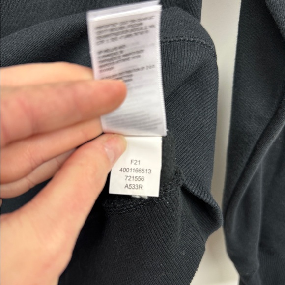 The North Face Women’s Heritage Patch Crewneck - Picture 5 of 7